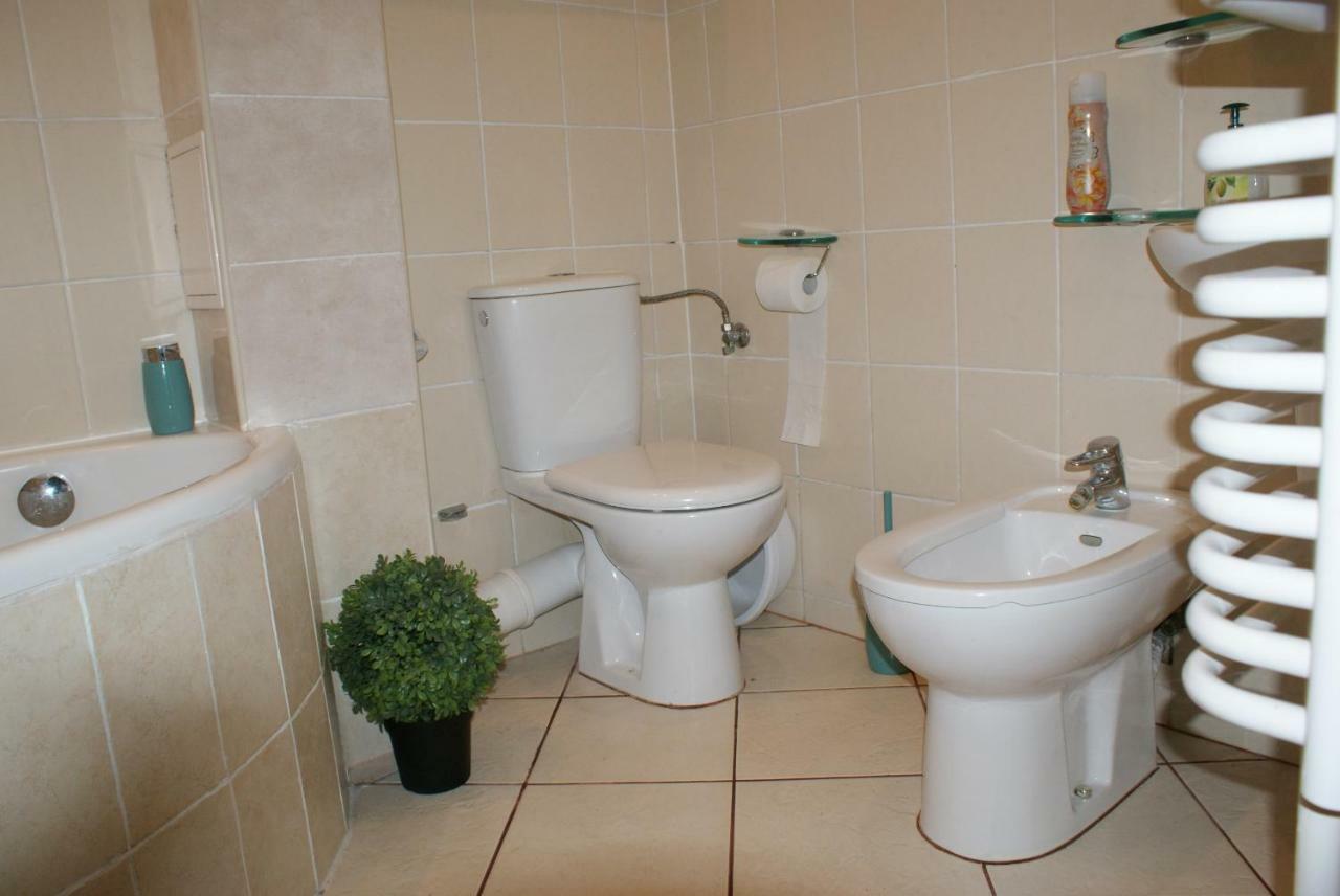 Apartament Grochowska Warszawa Exterior photo
